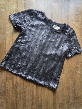 Matte Black Chevron Sequin Short Sleeve Top Zipper Back J.O.A Los Angeles